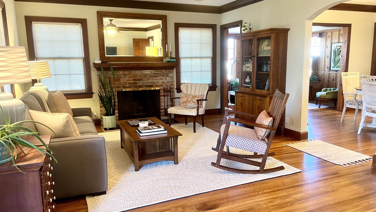 Photo of Livingroom in Tulsa