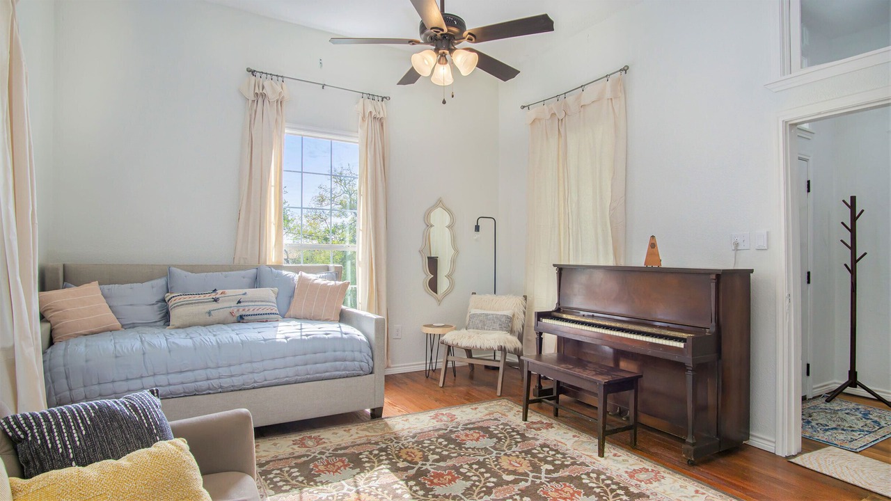 Photo of Bedroom in Mineral Wells