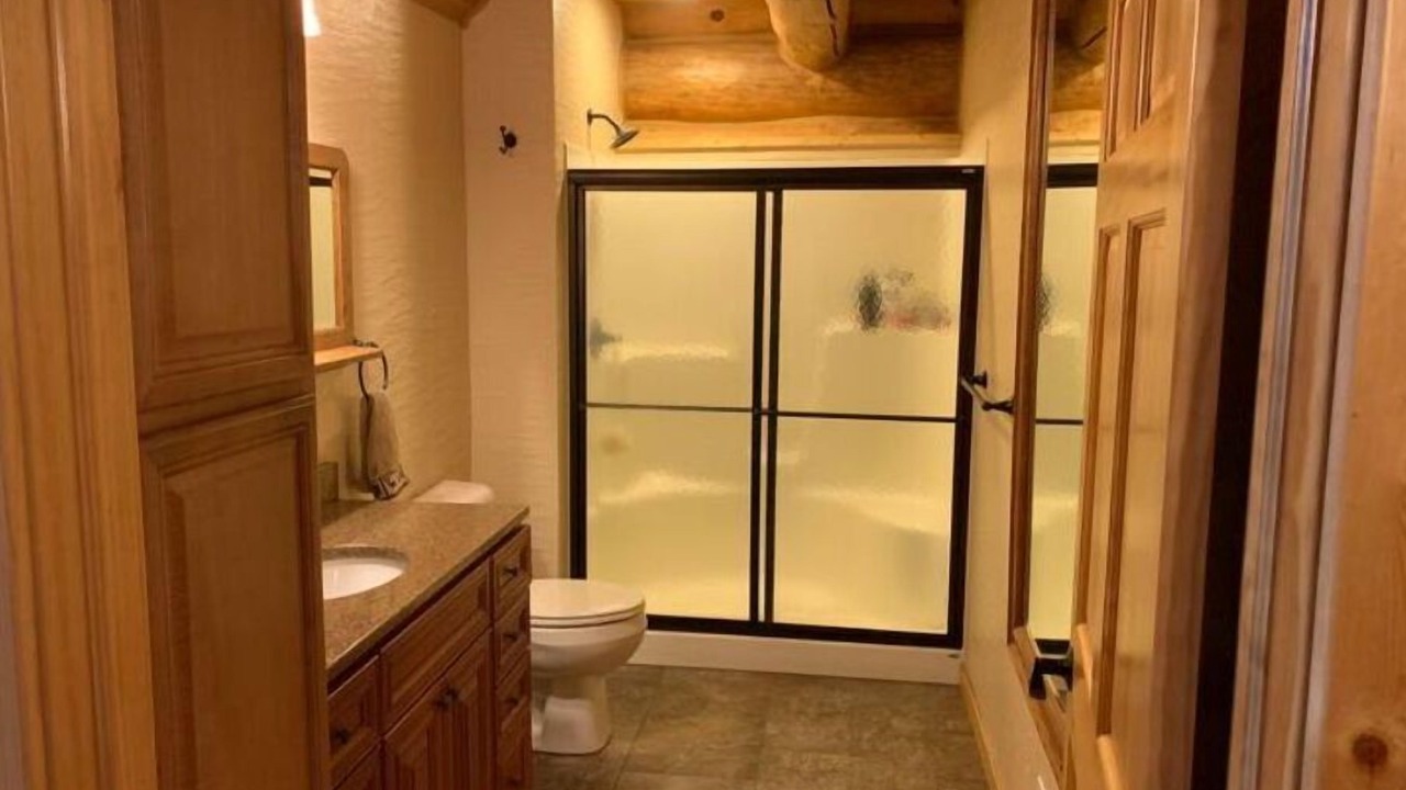 Photo of Bathroom in Goodman