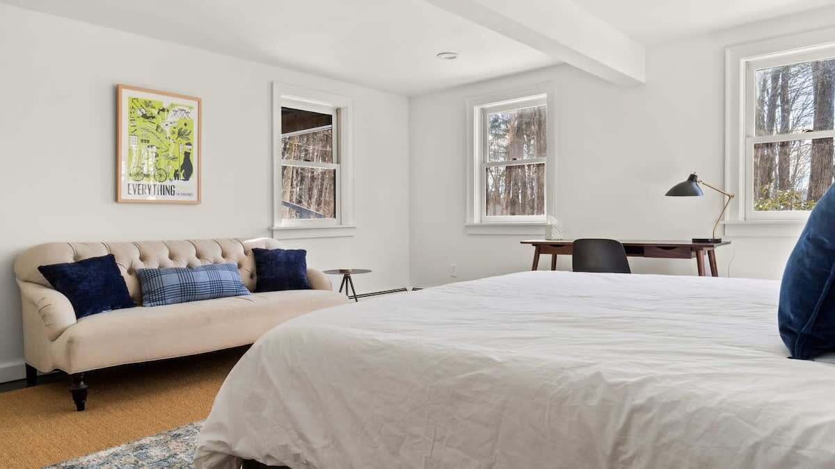 Photo of Bedroom in Monterey