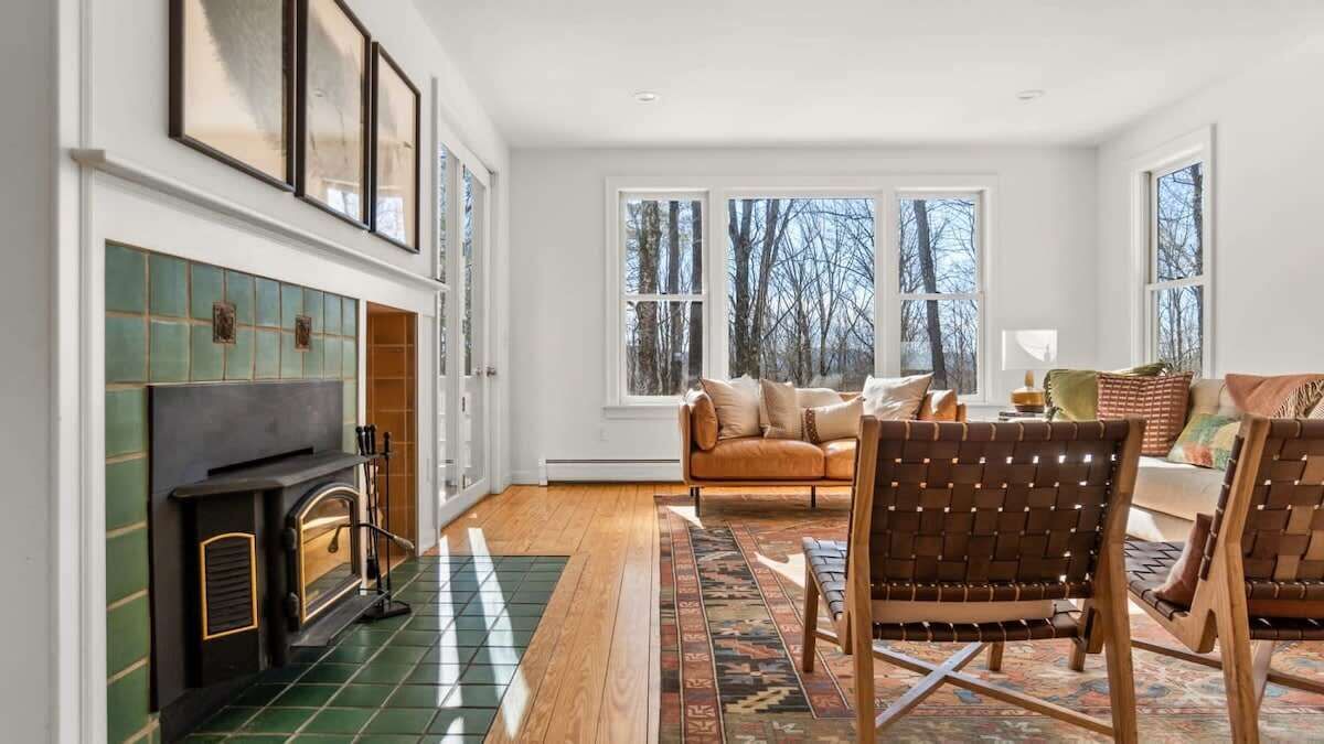 Photo of Livingroom in Monterey