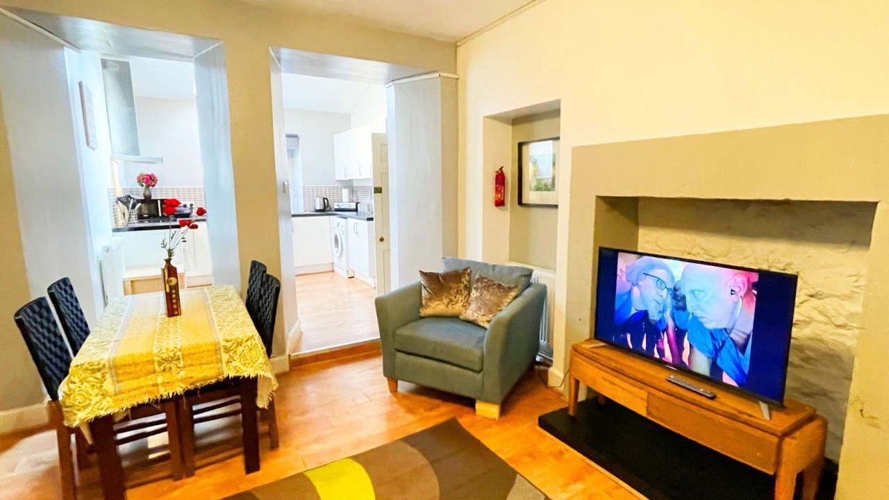 Photo of Livingroom in Gorebridge