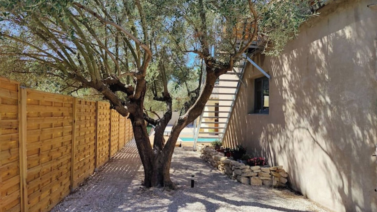 Photo of Outdoor in Rognonas