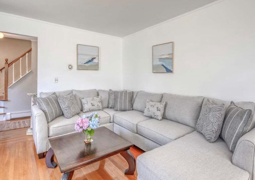 Photo of Livingroom in West Tisbury