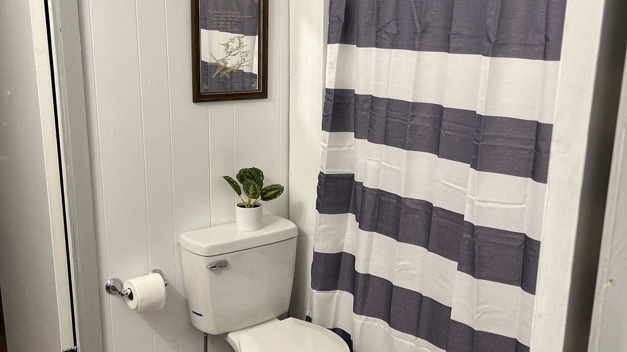 Photo of Bathroom in Eunice