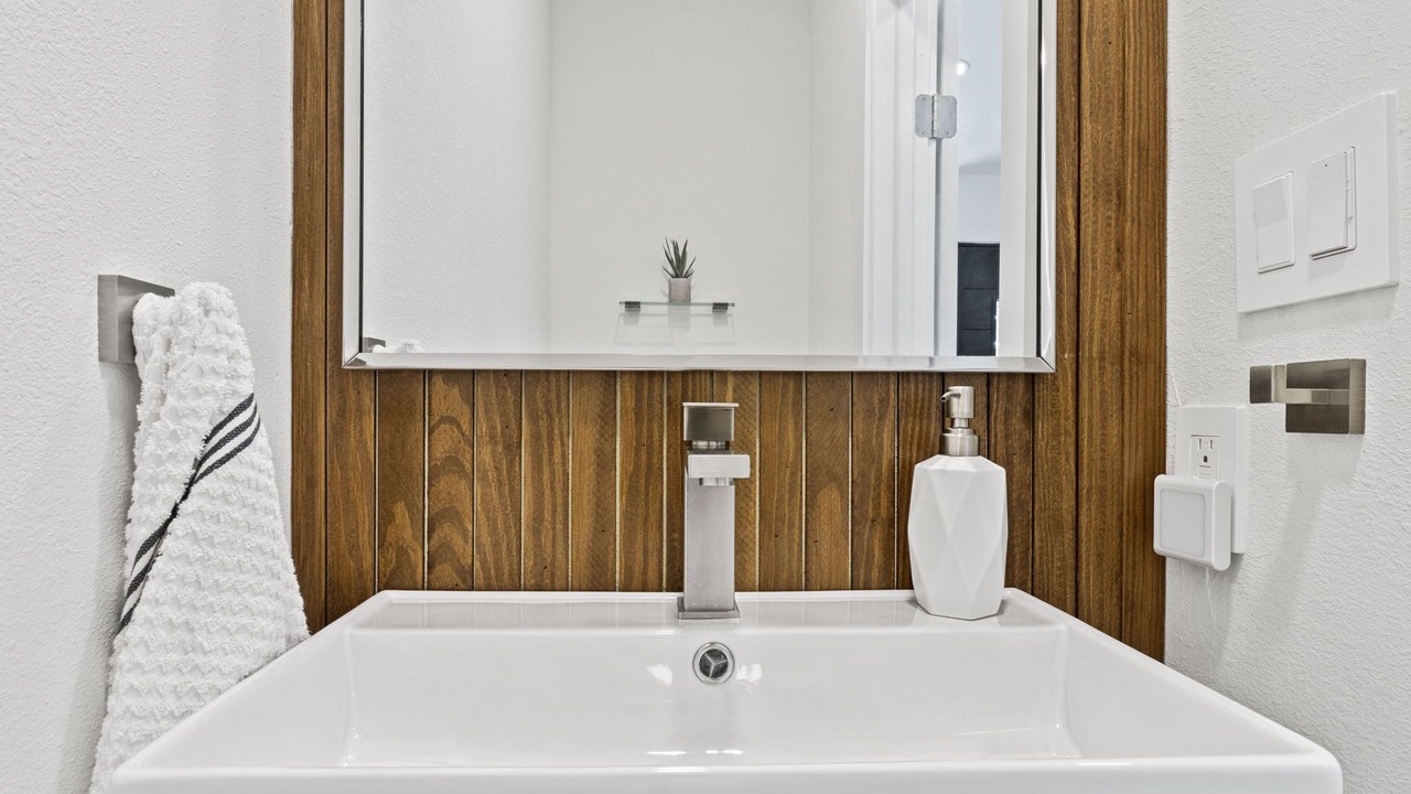 Photo of Bathroom in Allandale