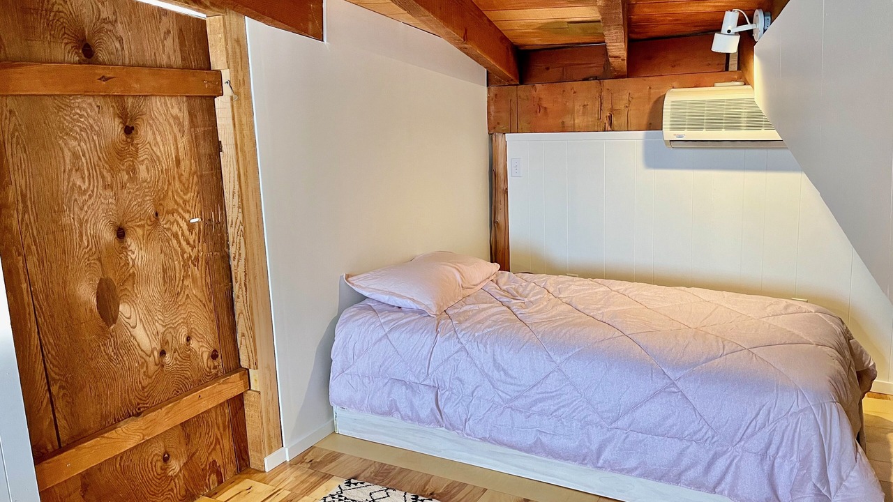 Photo of Bedroom in Marion