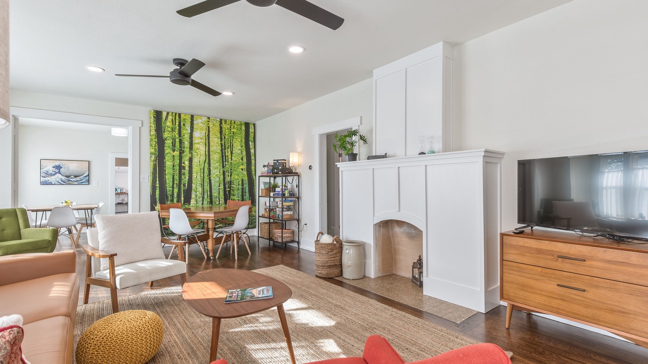 Photo of Livingroom in Sand Springs