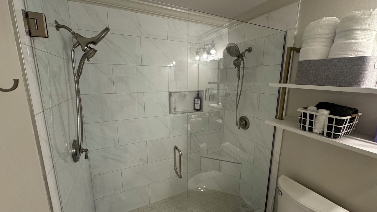 Photo of Bathroom in Highlands - Perkins