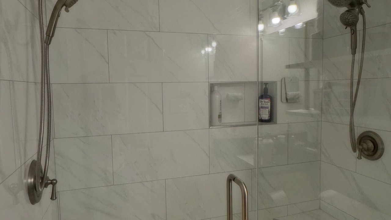 Photo of Bathroom in Highlands - Perkins