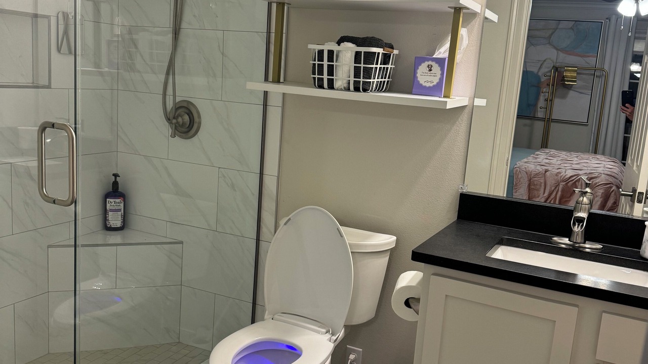 Photo of Bathroom in Highlands - Perkins