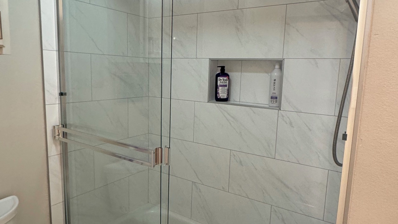 Photo of Bathroom in Highlands - Perkins