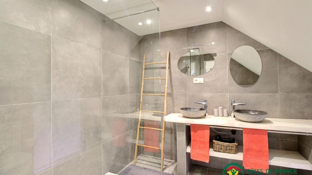 Photo of Bathroom in Ambon