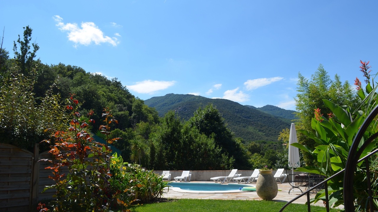 Photo of Outdoor in Saint-Genis