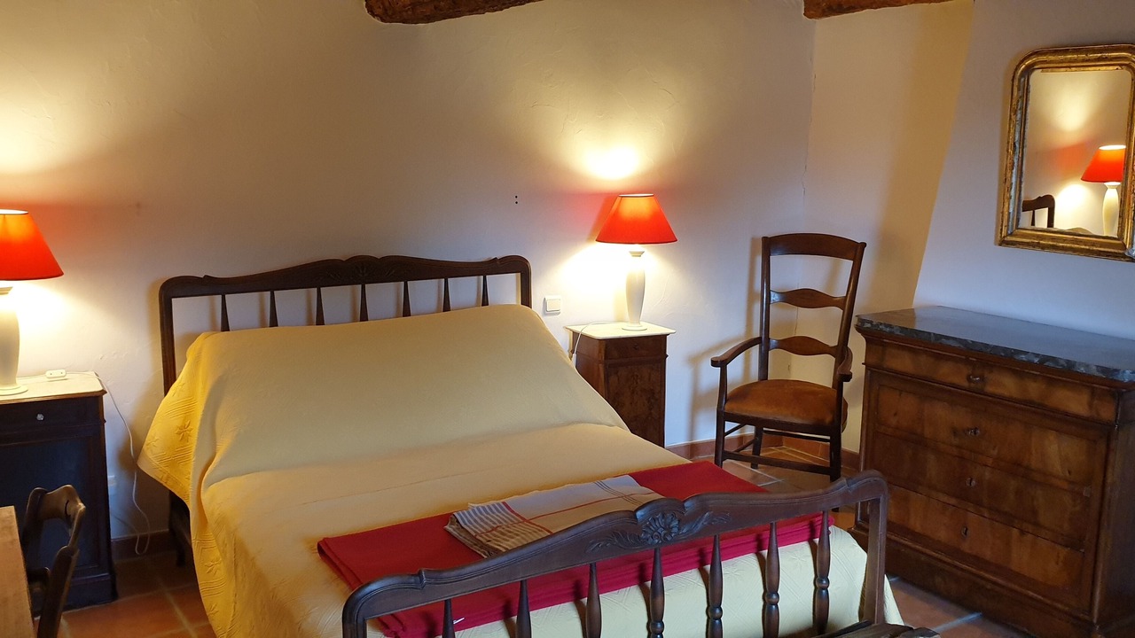 Photo of Bedroom in Saint-Genis