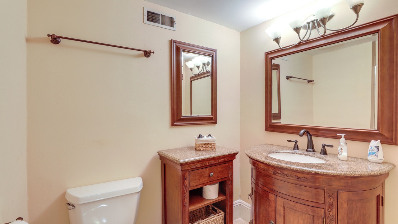Photo of Bathroom in Windwood