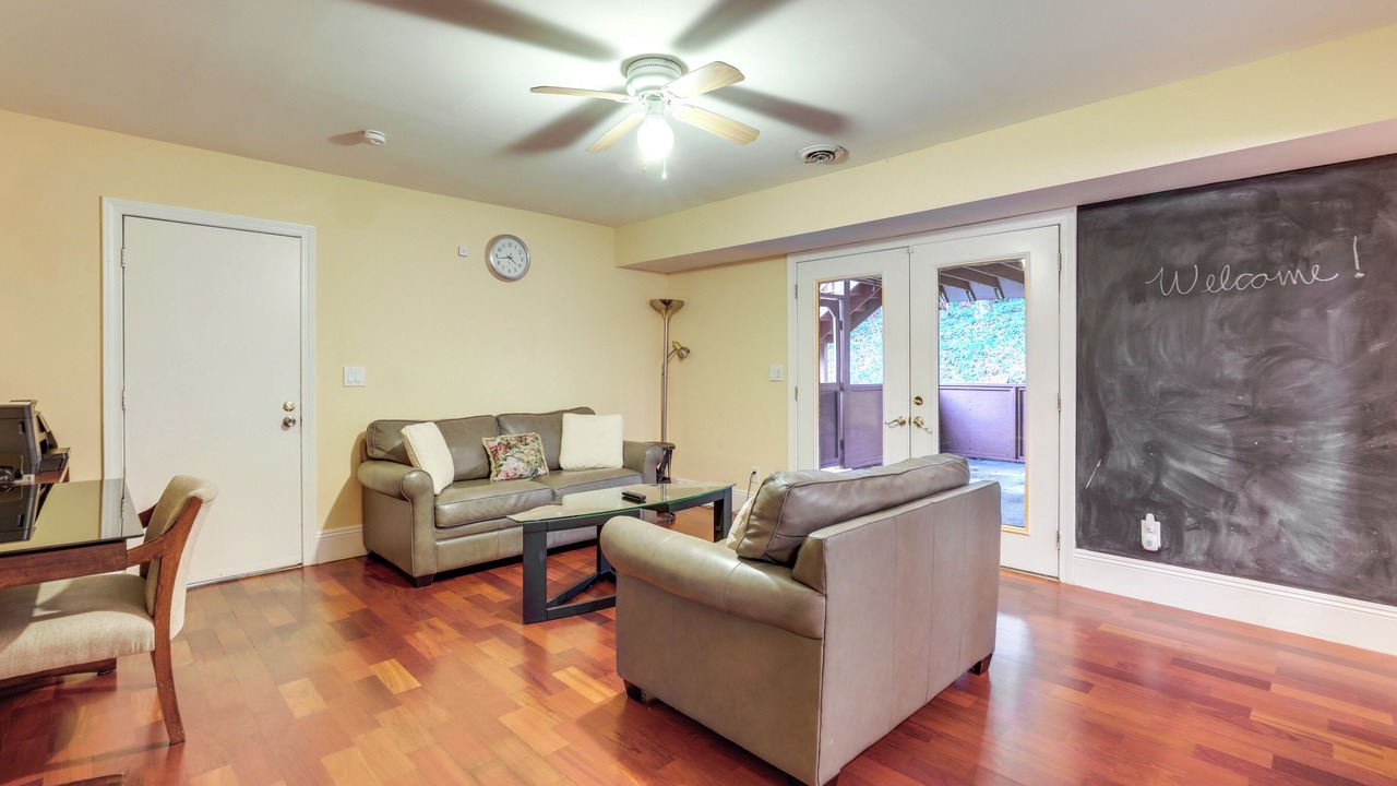 Photo of Livingroom in Windwood