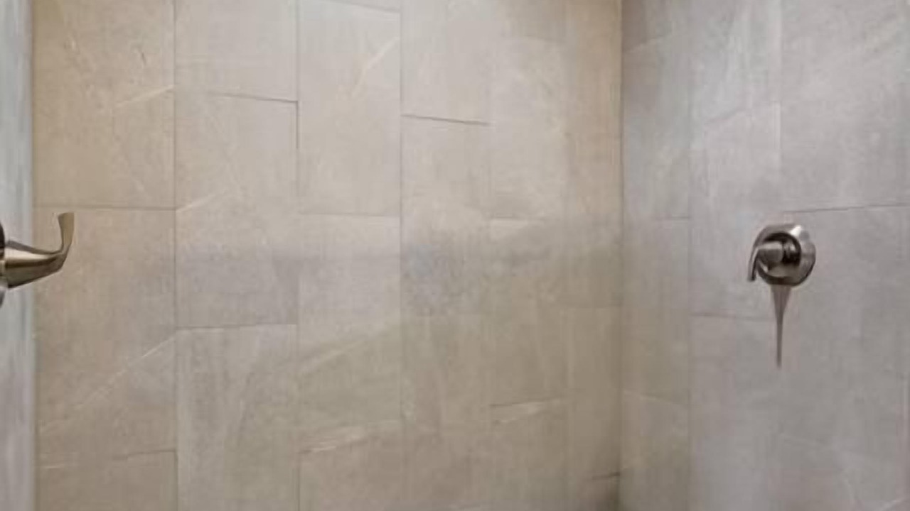 Photo of Bathroom in Vista