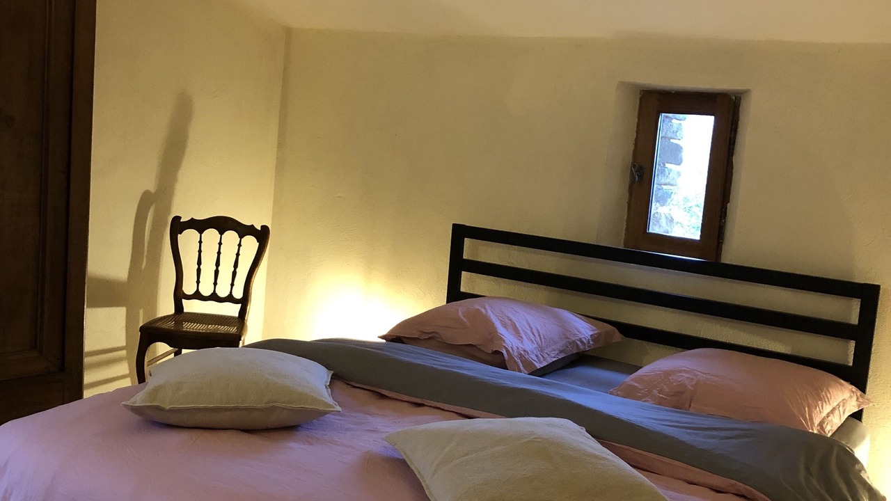 Photo of Bedroom in Ongles