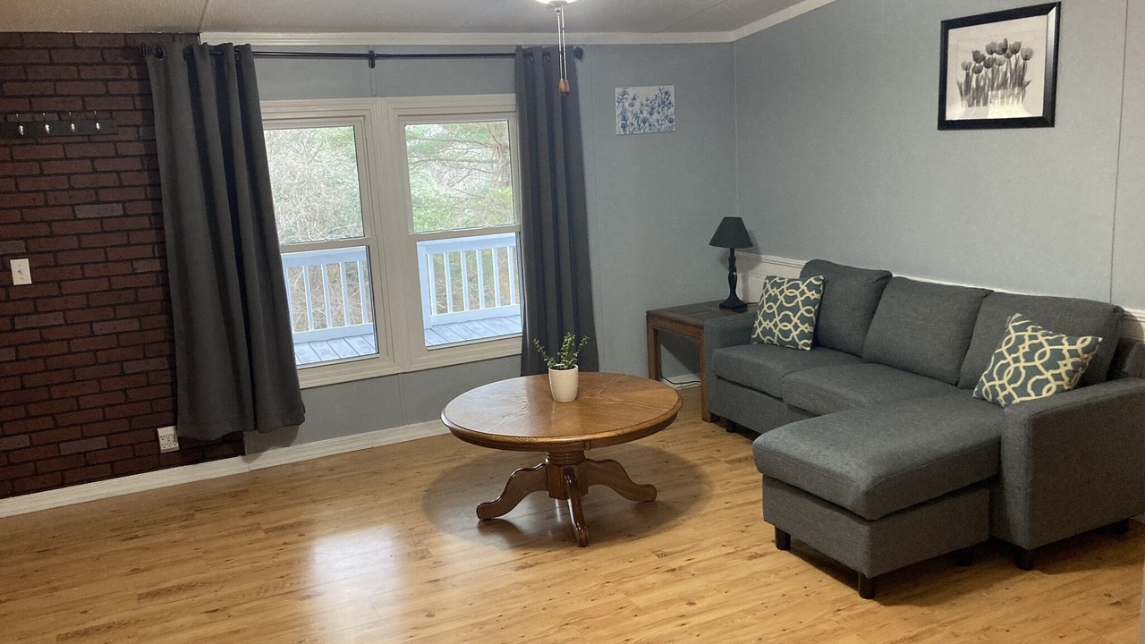 Photo of Livingroom in Redstar