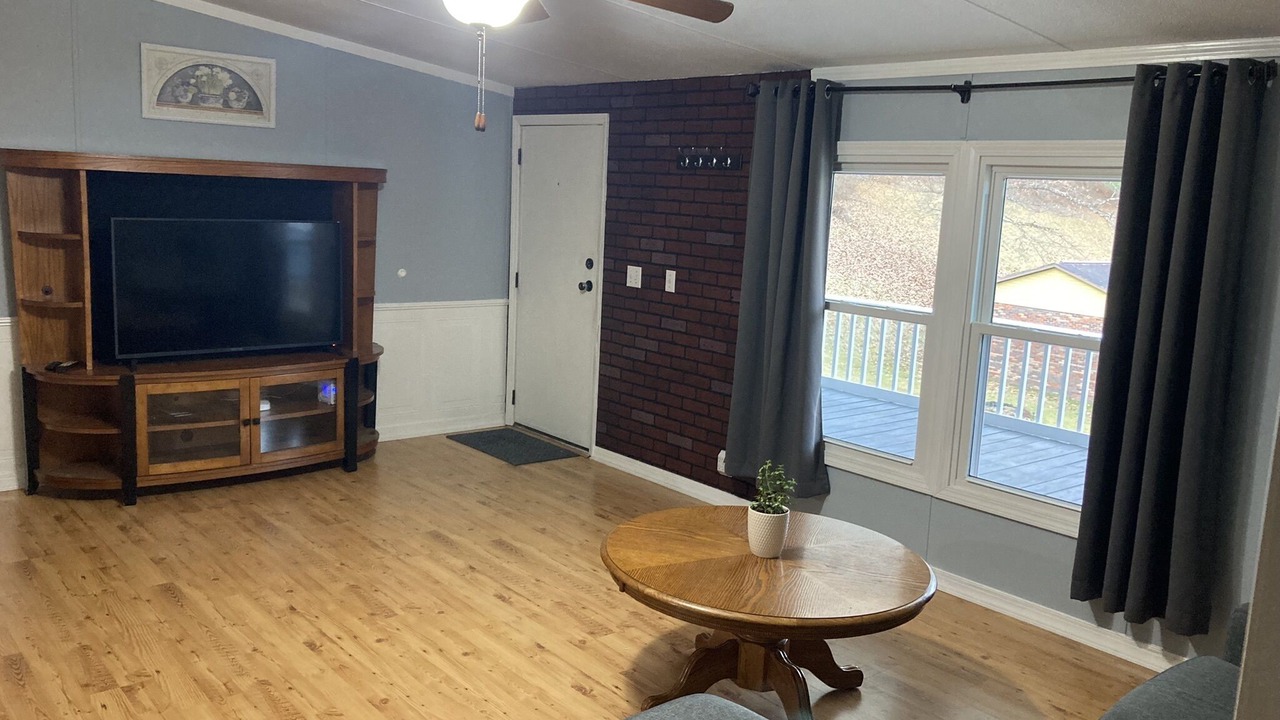 Photo of Livingroom in Redstar