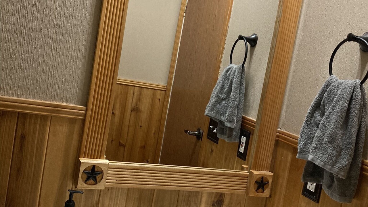 Photo of Bathroom in Redstar
