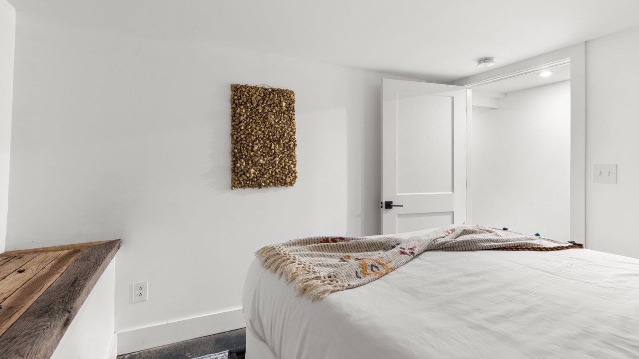 Photo of Bedroom in Historic Waverly