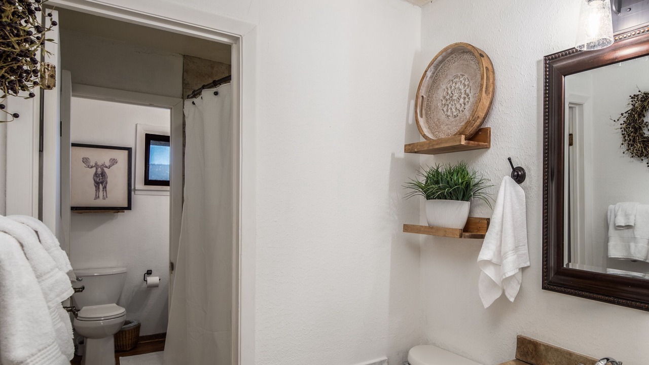 Photo of Bathroom in Ruidoso