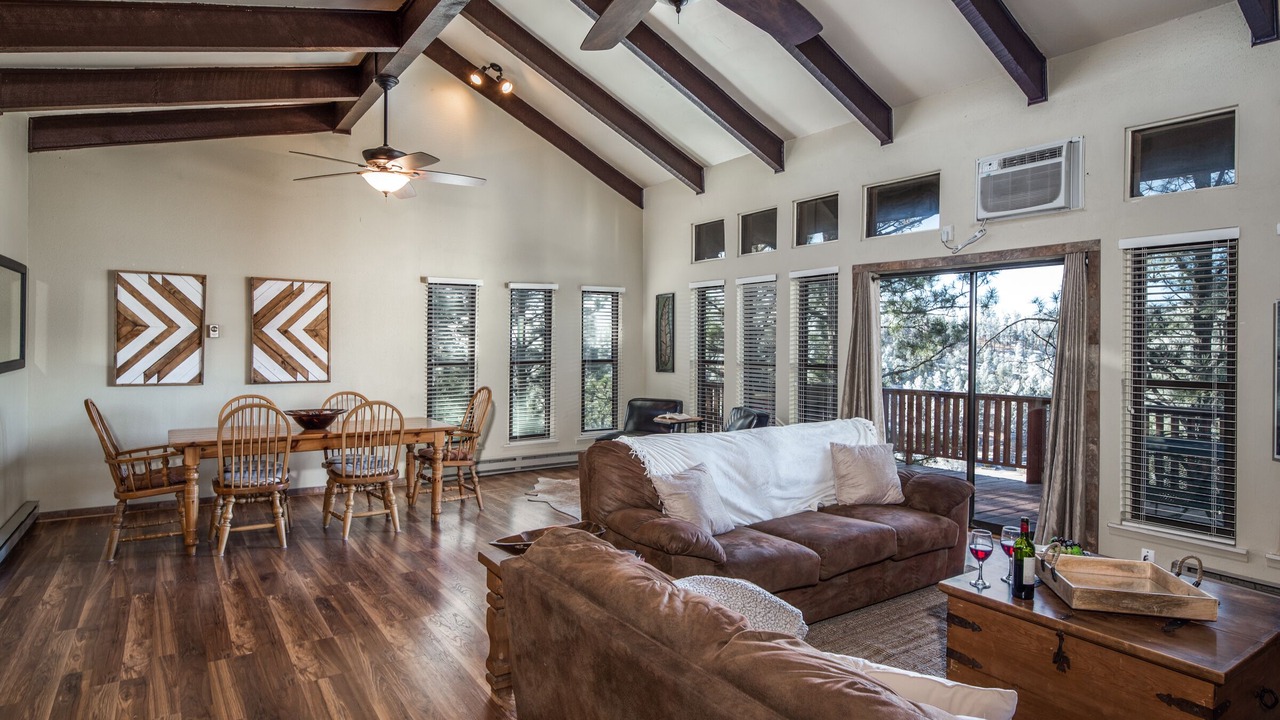 Photo of Livingroom in Ruidoso