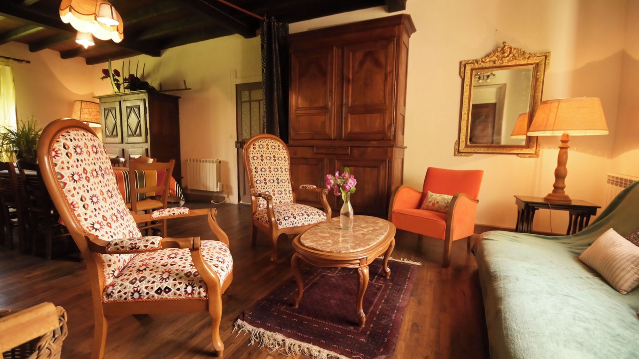 Photo of Livingroom in Champagne-et-Fontaine