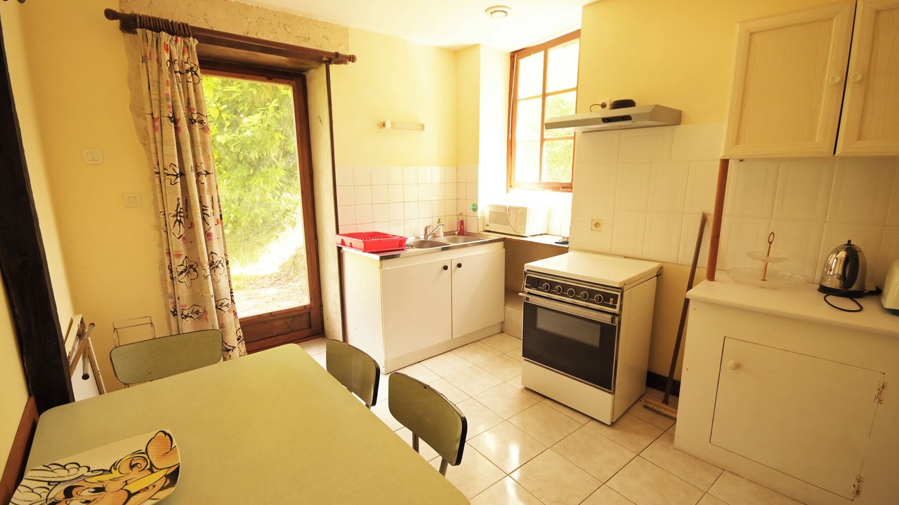 Photo of Kitchen in Champagne-et-Fontaine