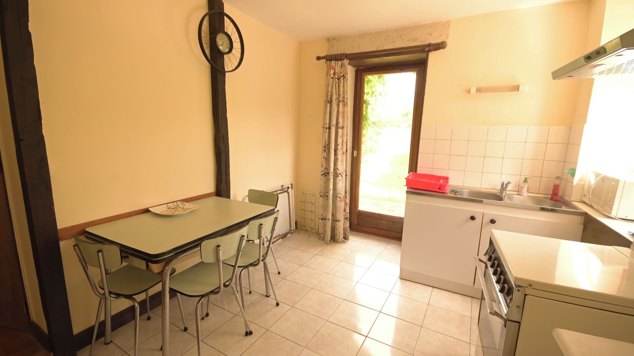 Photo of Kitchen in Champagne-et-Fontaine