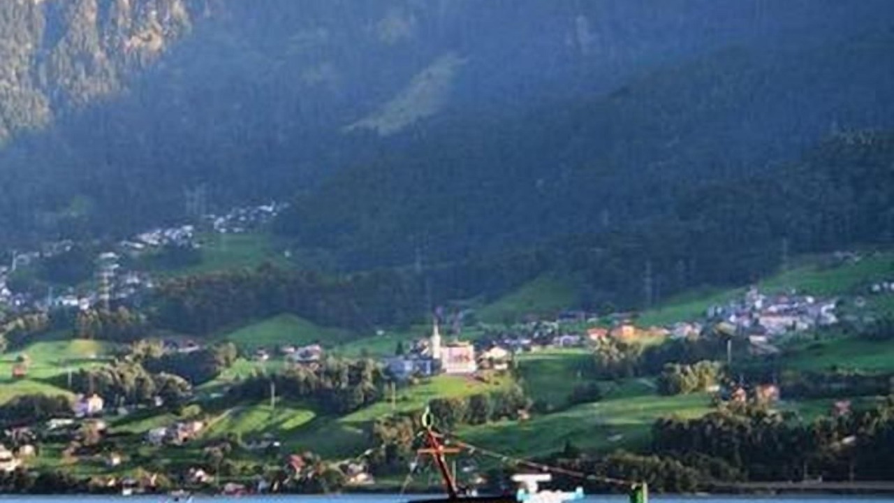 Photo of Others in Mitloedi