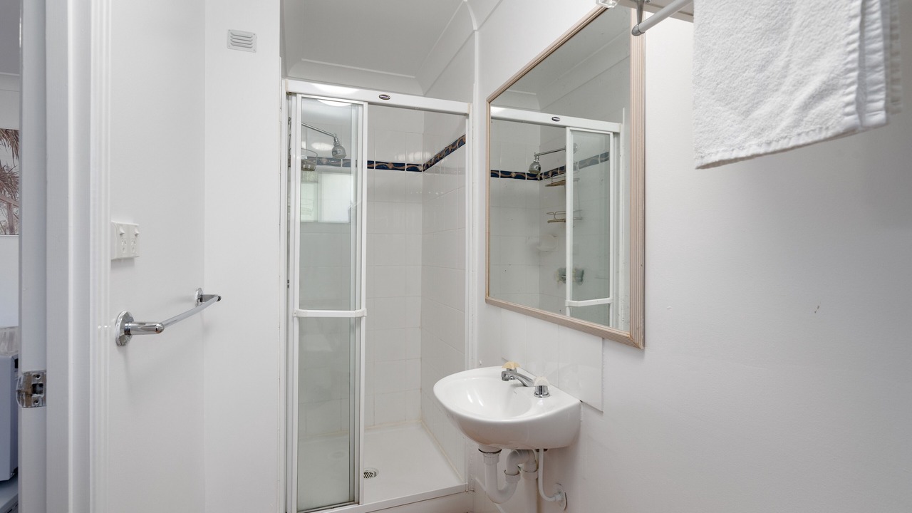 Photo of Bathroom in Point Lookout