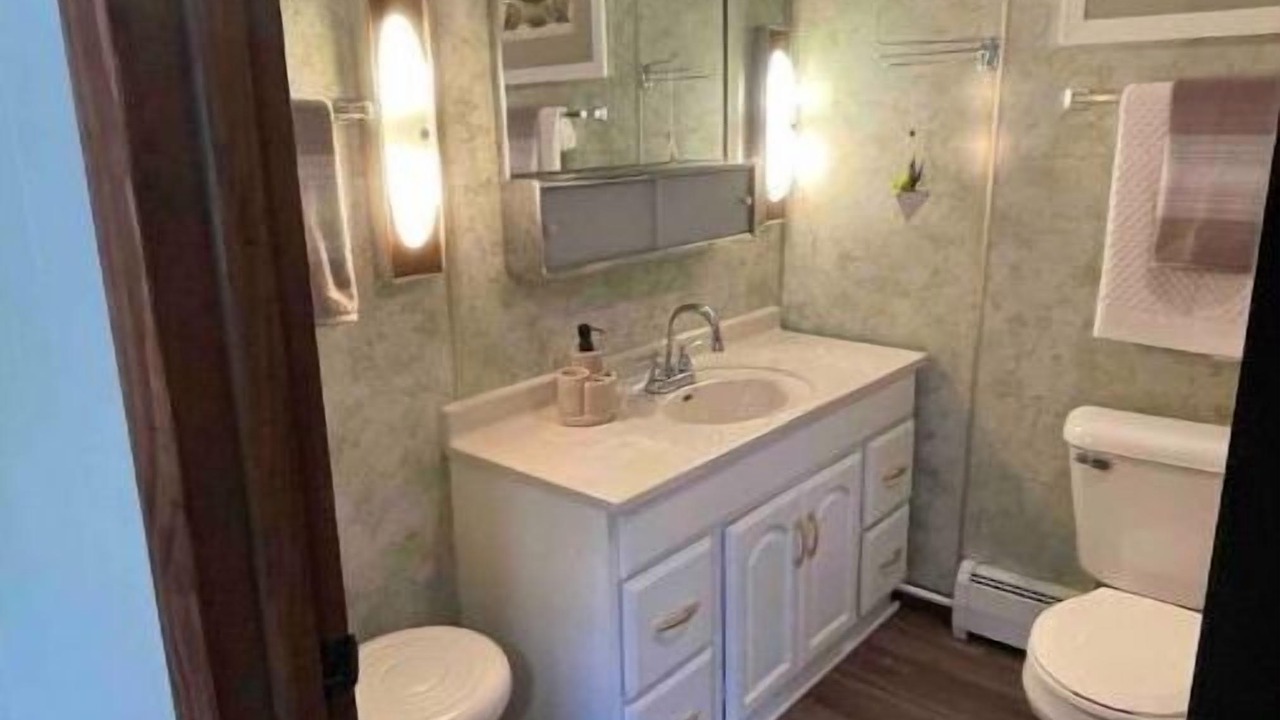 Photo of Bathroom in Escanaba