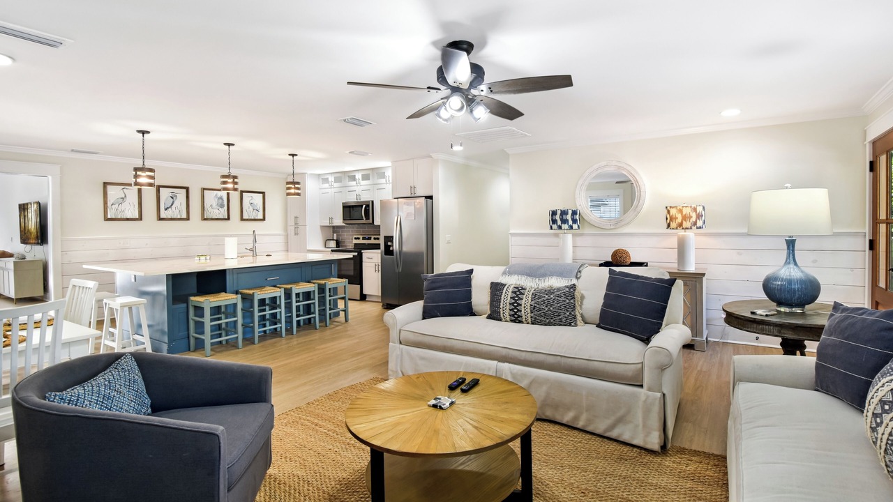 Photo of Livingroom in Demere Park