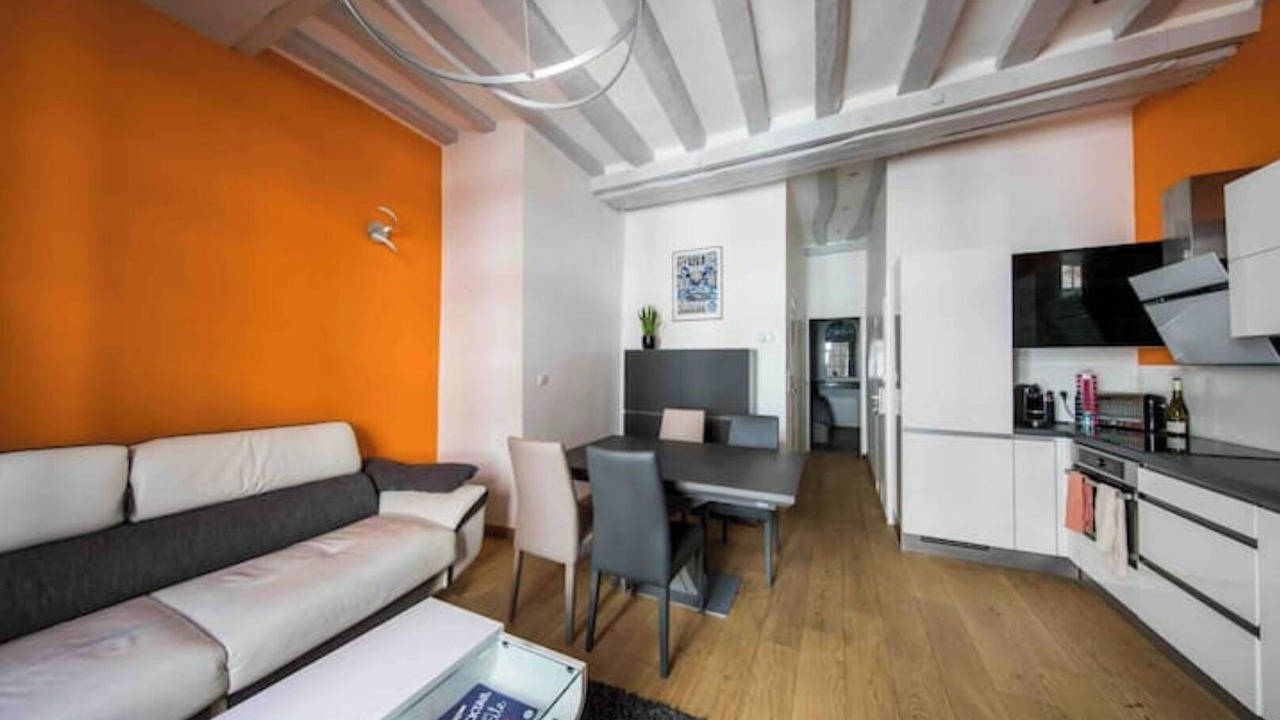 Photo of Livingroom in Downtown Angers