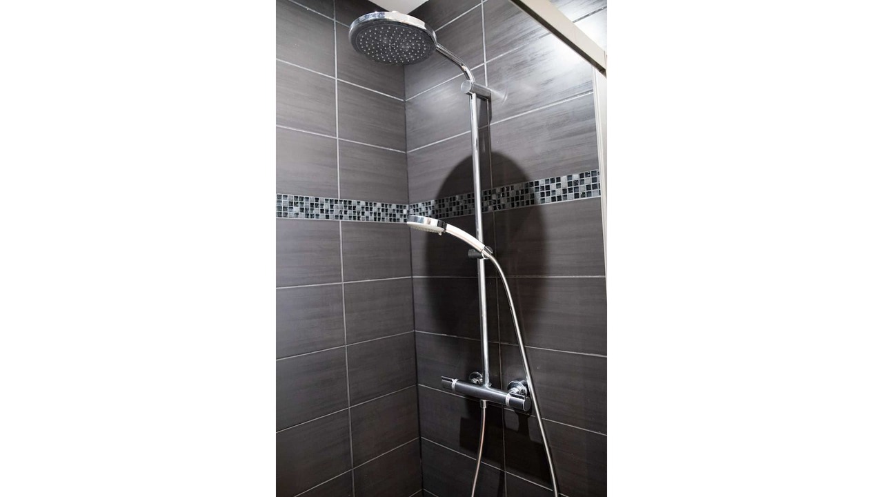 Photo of Bathroom in Downtown Angers