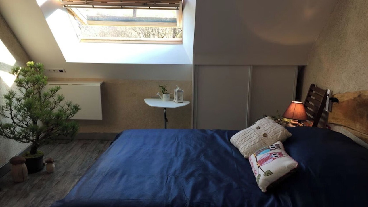 Photo of Bedroom in Caurel
