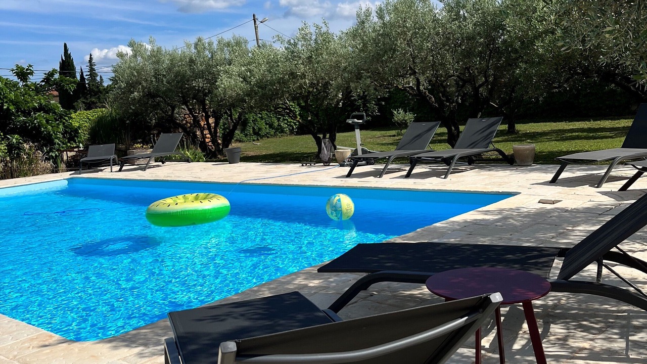 Photo of Outdoor in Tresques