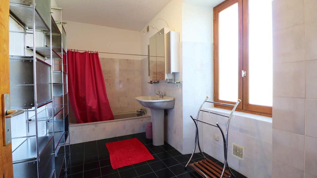 Photo of Bathroom in Orliac