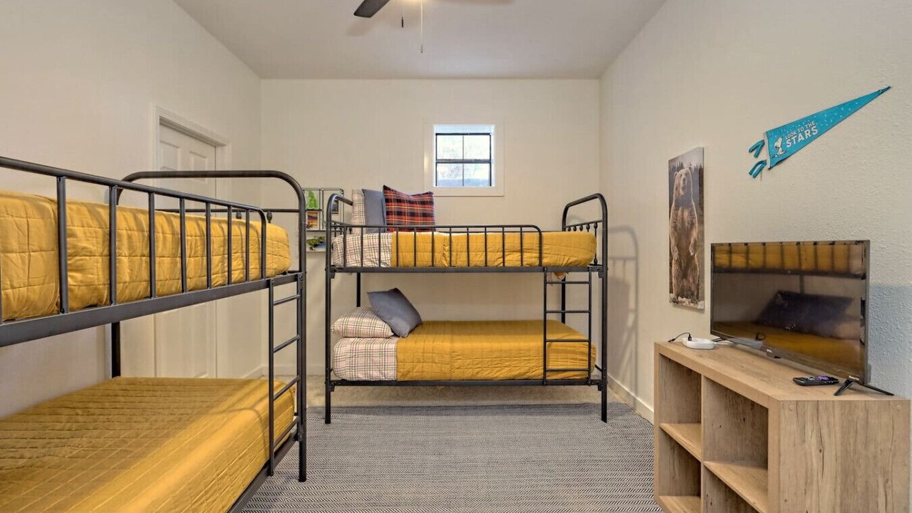 Photo of Bedroom in Tiger