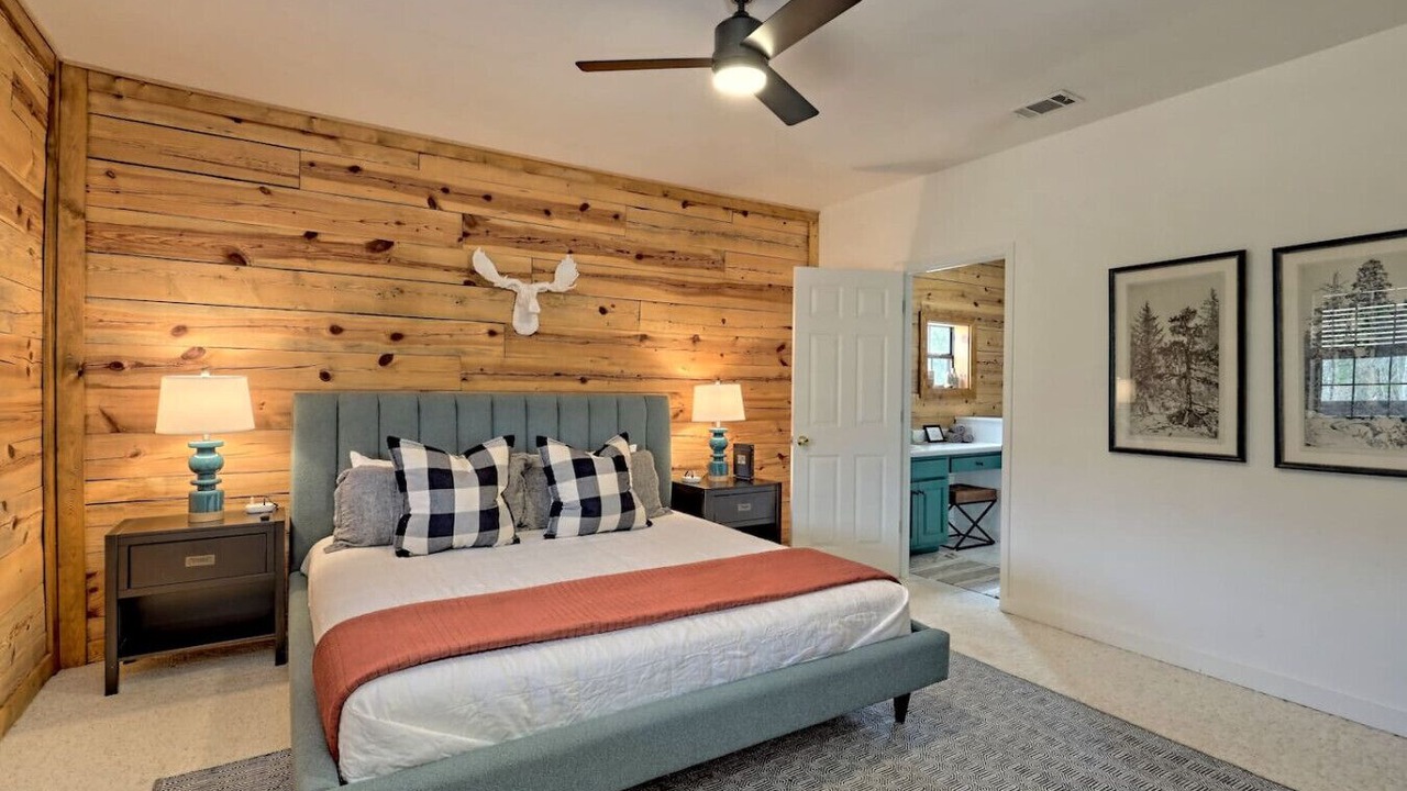 Photo of Bathroom in Tiger