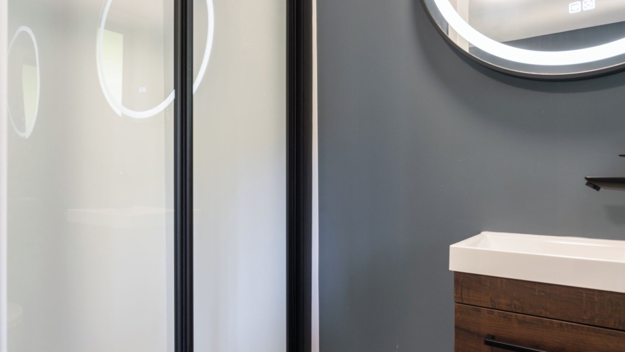 Photo of Others in Parnell