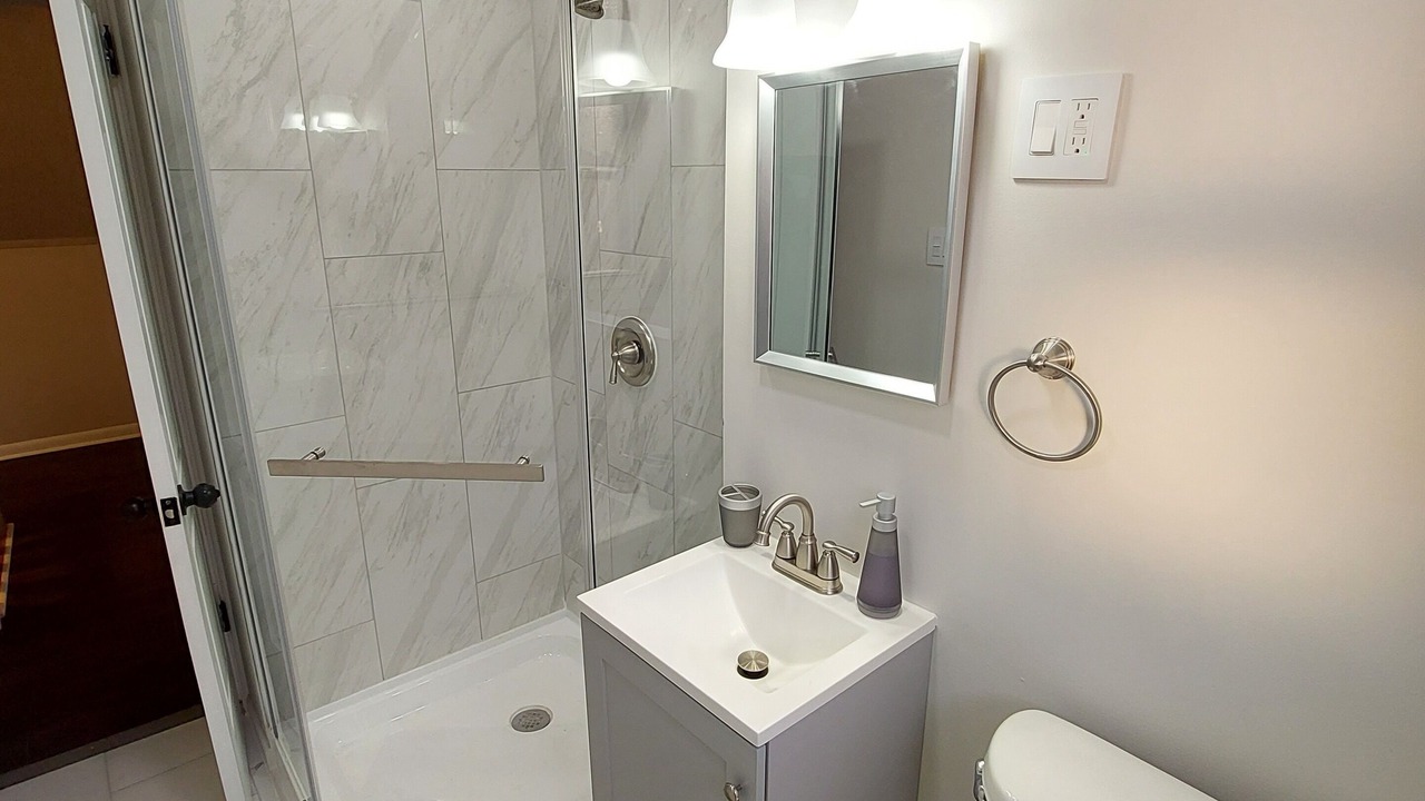 Photo of Bathroom in Melrose Park