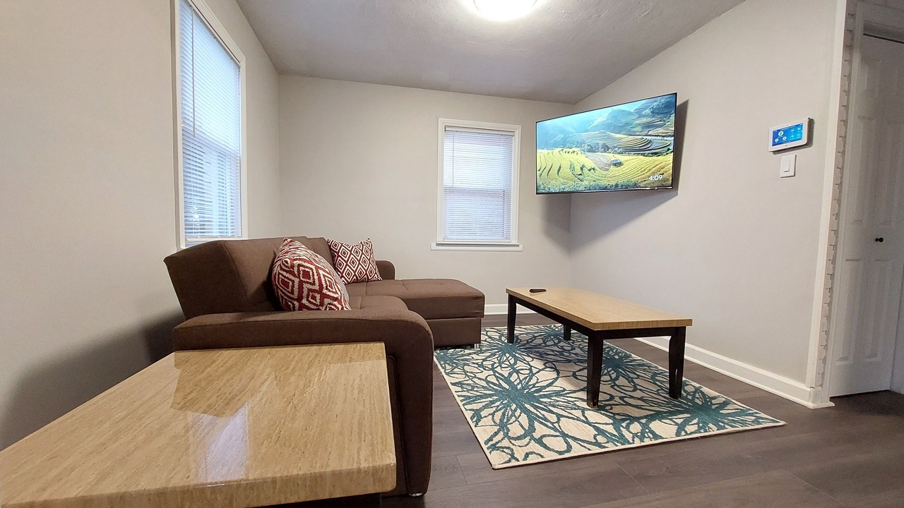 Photo of Livingroom in Melrose Park