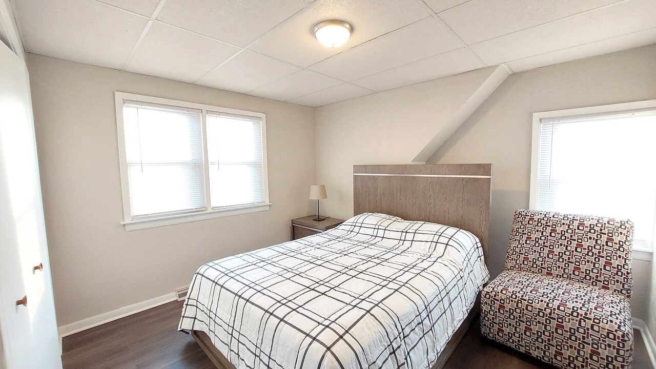 Photo of Bedroom in Melrose Park