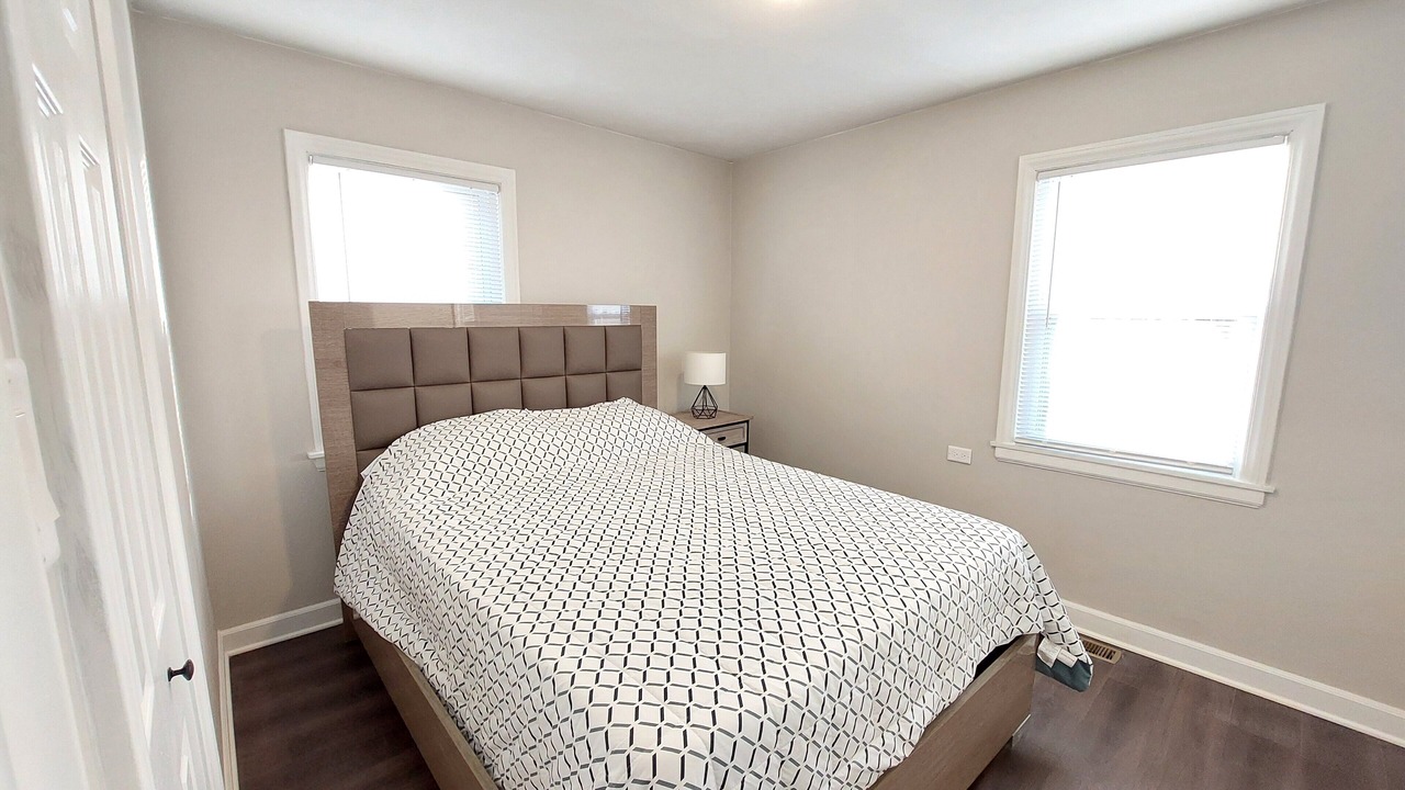 Photo of Bedroom in Melrose Park