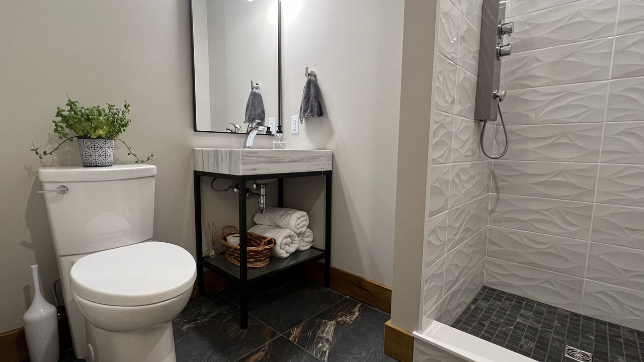 Photo of Bathroom in Irondale