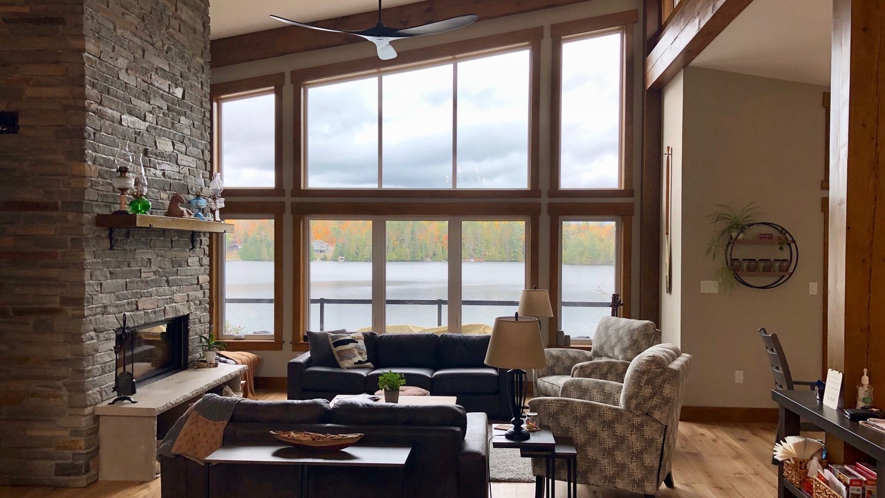 Photo of Livingroom in Irondale